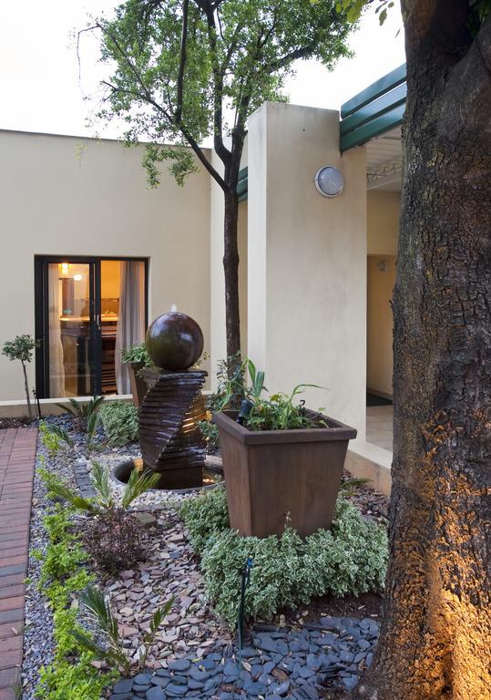 Sentinel Luxury Suite Hotel Pretoria-Noord Exterior foto